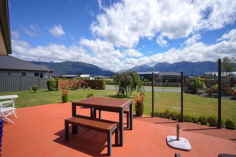 Photo of property in 9 Hidden Lakes Avenue, Te Anau, 9600