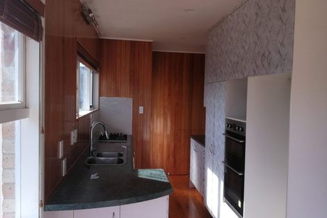 Photo of property in 2 Challinor Street, Pakuranga, Auckland, 2010