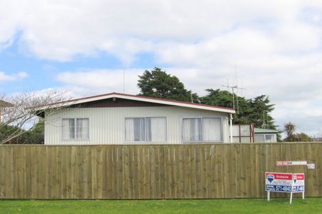 Photo of property in 42a Dickson Road, Papamoa Beach, Papamoa, 3118