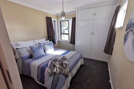 Photo of property in 74 Wainuiomata Road, Wainuiomata, Lower Hutt, 5014