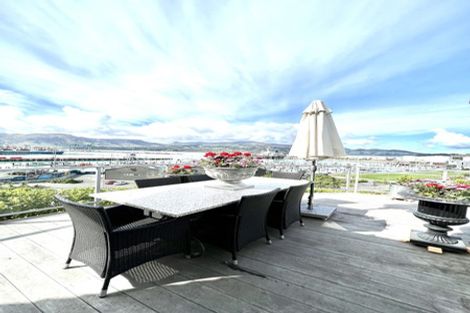 Photo of property in 1 Simeon Quay, Lyttelton, 8082