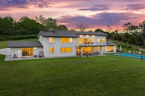 Photo of property in 15 Nola Road, Oratia, Auckland, 0604