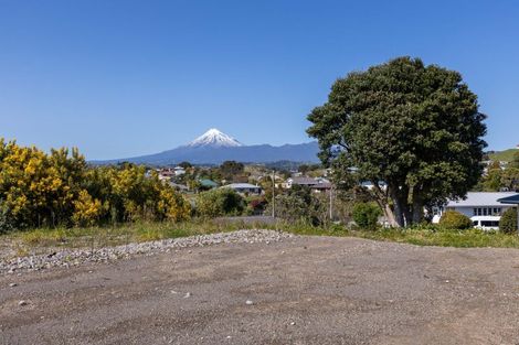 Photo of property in 5b Mission Street, Moturoa, New Plymouth, 4310