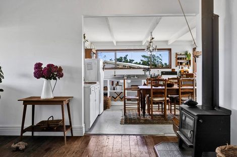 Photo of property in 207 Egmont Street, Patea, 4520