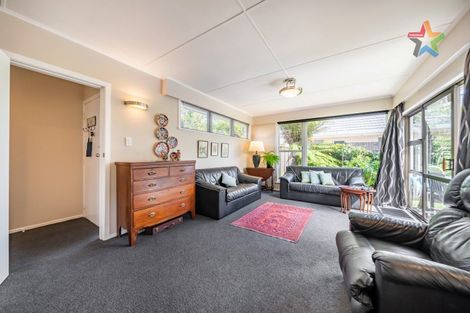 Photo of property in 28a Whites Line West, Woburn, Lower Hutt, 5010