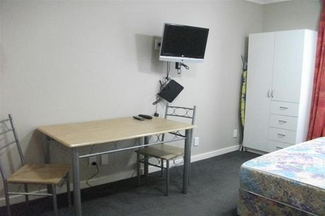 Photo of property in Aitken Street Apartments, 404/5 Aitken Street, Thorndon, Wellington, 6011