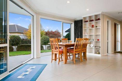 Photo of property in 23 Lilac Close, Cambridge, 3434