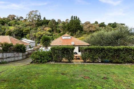 Photo of property in 2 Main Street, Hospital Hill, Napier, 4110