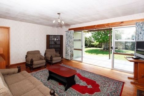 Photo of property in 56 Dale Crescent, Pakuranga, Auckland, 2010