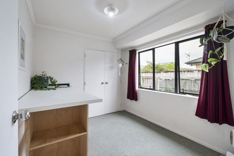 Photo of property in 6 Brookside Close, Highbury, Palmerston North, 4412