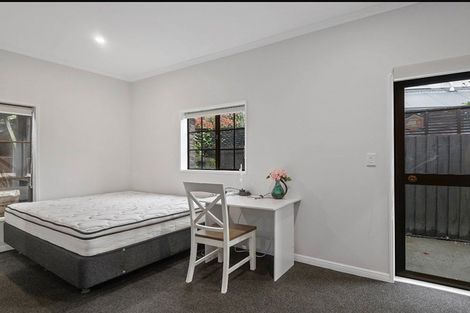 Photo of property in 125 Grahams Road, Burnside, Christchurch, 8053