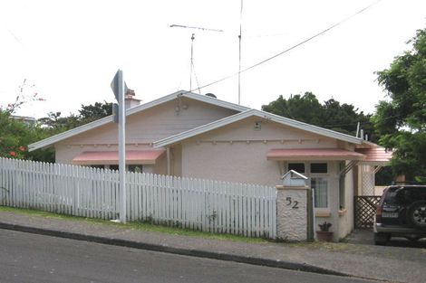 Photo of property in 52 Maritime Terrace, Birkenhead, Auckland, 0626