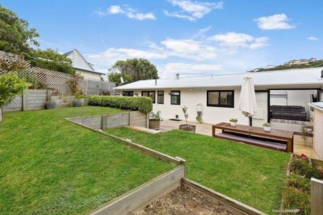 Photo of property in 6 Colorado Grove, Brooklyn, Wellington, 6021