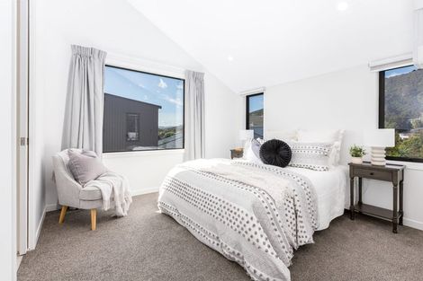 Photo of property in 4/323 Riverside Drive, Waterloo, Lower Hutt, 5011