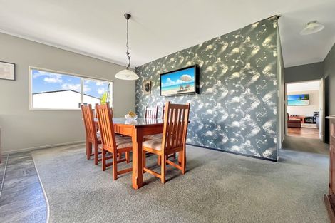 Photo of property in 16 Hogbin Road, Te Teko, Whakatane, 3193