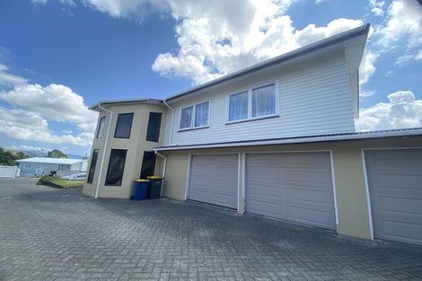 Photo of property in 5 Gregg Place, Sunnyvale, Auckland, 0612