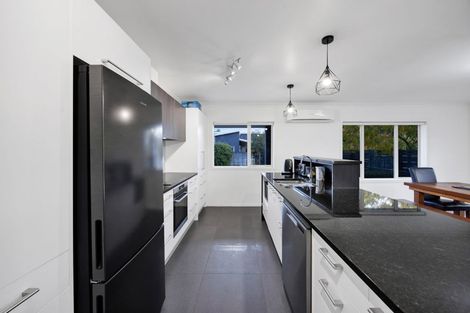 Photo of property in 92b Fairfield Road, Hawera, 4610