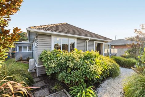 Photo of property in 302b Wainoni Road, Avondale, Christchurch, 8061