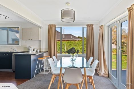 Photo of property in 33 Croziers Road, St Albans, Christchurch, 8052