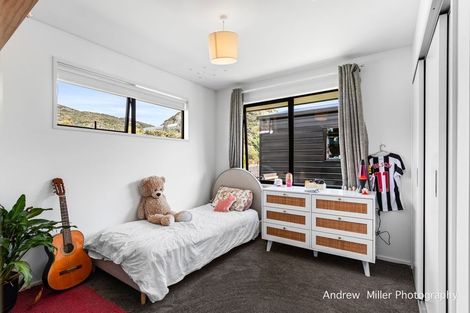 Photo of property in 16 Kingfisher Crescent, Albert Town, Wanaka, 9305