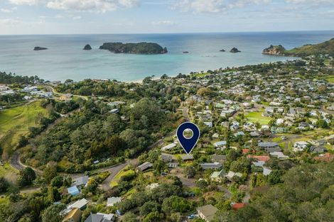 Photo of property in 3 Patricia Place, Hahei, Whitianga, 3591