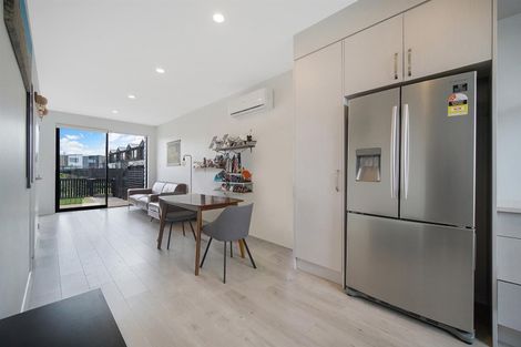 Photo of property in 53 Te Aparangi Road, Papakura, 2110