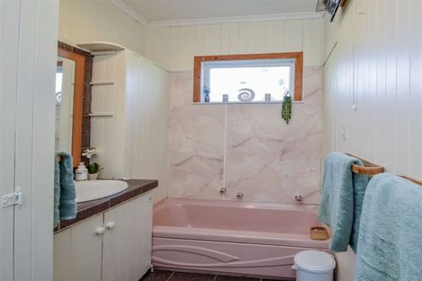 Photo of property in 8 Dittmer Street, Otaki, 5512