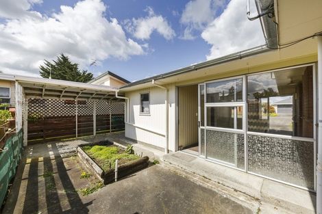 Photo of property in 73 East Street, Feilding, 4702