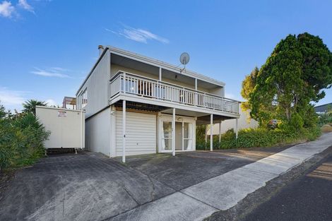 Photo of property in 4 Ridge Road, Tairua, 3508