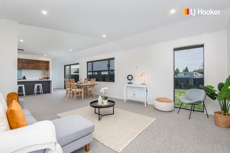 Photo of property in 44 Constitution Avenue, Milton, 9220