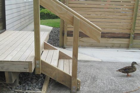 Photo of property in 37 Nile Road, Kelston, Auckland, 0602