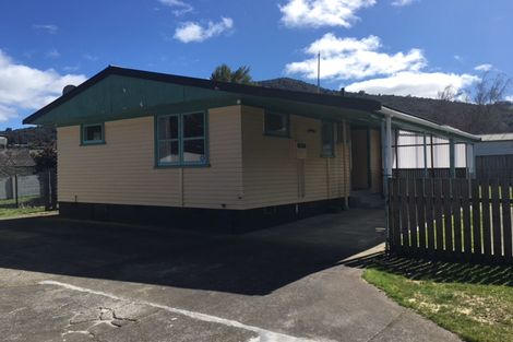 Photo of property in 5 Liane Place, Mangakakahi, Rotorua, 3015