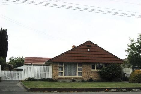 Photo of property in 27 Springbank Street, Bryndwr, Christchurch, 8053