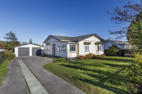 Photo of property in 23 Hunia Street, Marton, 4710