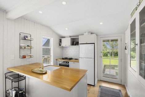 Photo of property in 160 Batty Road, Kingseat, Papakura, 2580