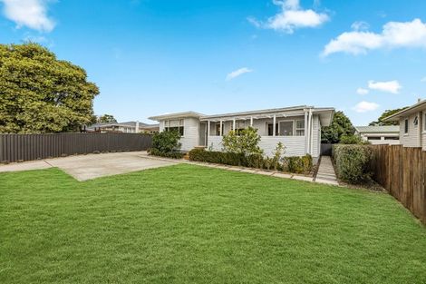 Photo of property in 6 Esmeralda Avenue, Avondale, Auckland, 1026