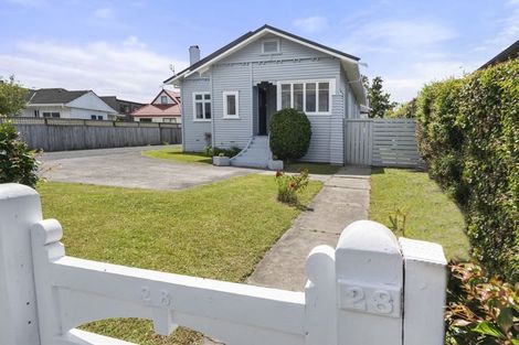 Photo of property in 1/28 Ngataringa Road, Devonport, Auckland, 0624