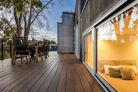 Photo of property in 33a Bowenvale Avenue, Cashmere, Christchurch, 8022