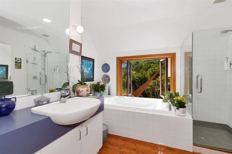 Photo of property in 104 French Farm Valley Road, French Farm, Akaroa, 7582