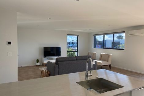 Photo of property in 146 Molesworth Street, New Plymouth, 4312