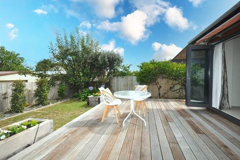 Photo of property in 11/56 Larnoch Road, Henderson, Auckland, 0610