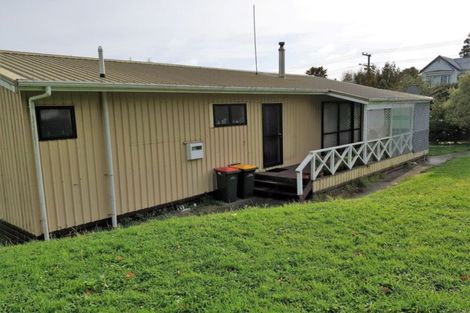 Photo of property in 205 Bridge Street, Eltham, 4322