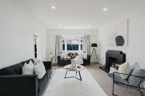 Photo of property in 35 Lake Crescent, Hamilton Lake, Hamilton, 3204