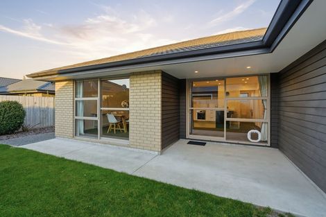 Photo of property in 14 Bradwell Crescent, Halswell, Christchurch, 8025