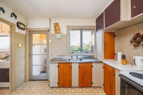 Photo of property in 51 Pratt Avenue, Foxton Beach, Foxton, 4815