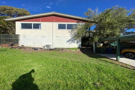 Photo of property in 1/73 Spinella Drive, Bayview, Auckland, 0629