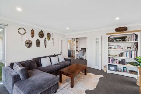 Photo of property in 5 Cressy Place, Darfield, 7510