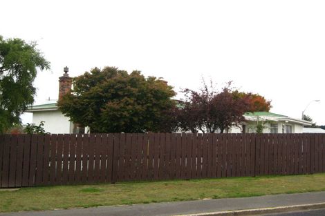 Photo of property in 12 Walton Park Avenue, Fairfield, Dunedin, 9018