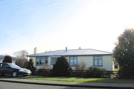 Photo of property in 46 Albert Street, Winton, 9720