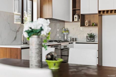 Photo of property in 7b Sherwood Avenue, Te Atatu South, Auckland, 0610